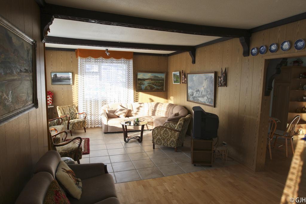 Apartment Tungata เซย์ริสเฟียรือร์ ภายนอก รูปภาพ
